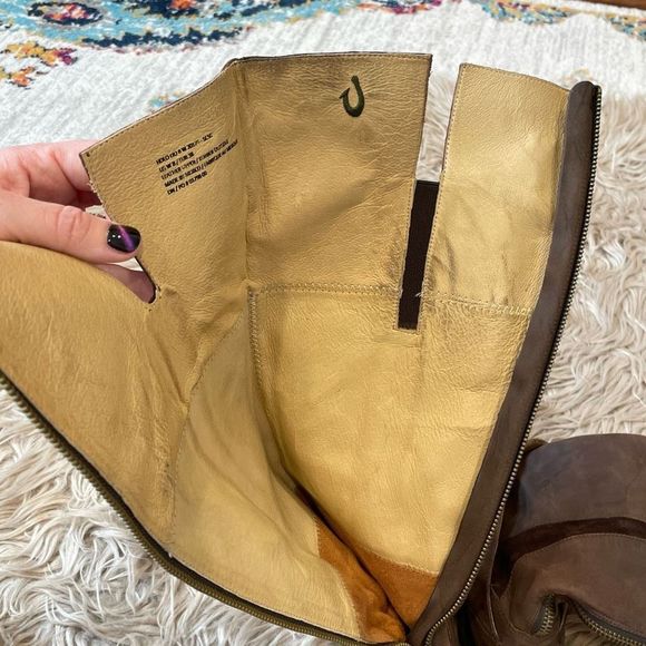 Olukai holo lio II boots size 8 - Picture 5 of 8